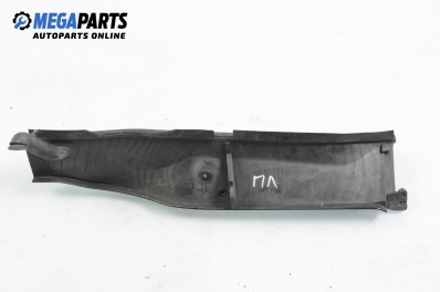 Capac de plastic for BMW 3 (E90, E91, E92, E93) 2.0, 136 hp, combi, 2007, position: stânga - fața