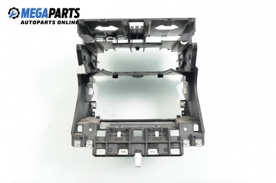 Consola centrală pentru Audi A3 (8P) 1.6, 102 cp, 3 uși, 2003