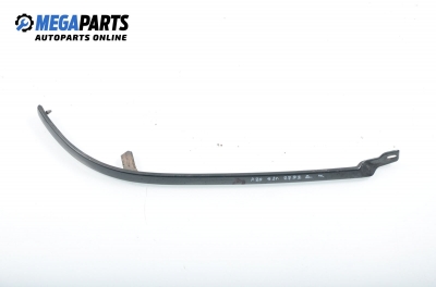 Headlights lower trim for Audi 80 (B4) 2.0, 115 hp, sedan, 1992, position: right