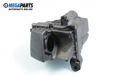 Carcasă filtru de aer pentru Mazda 3 1.6 DI Turbo, 109 cp, 2008
