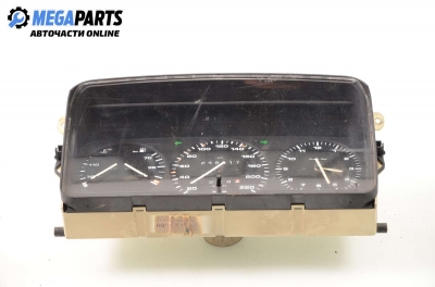 Instrument cluster for Volkswagen Passat (B3) (1988-1993) 1.8, sedan