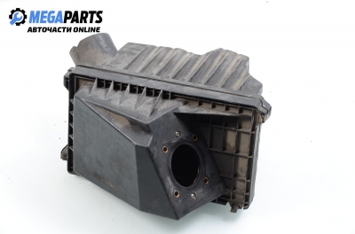 Carcasă filtru de aer pentru Nissan Almera Tino 2.2 DI, 115 cp, 2000