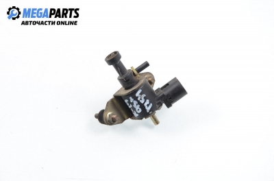 Vacuum valve for Renault 19 1.4, 75 hp, hatchback, 5 doors, 1993