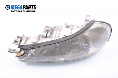 Far pentru Ford Mondeo 2.0, 131 cp, combi, 1998, poziție: stânga