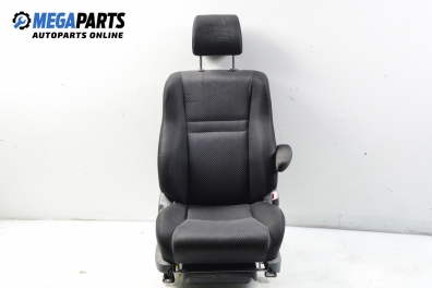 Scaun for Toyota Corolla Verso 2.0 D-4D, 90 hp, 2002, position: dreaptă - fața