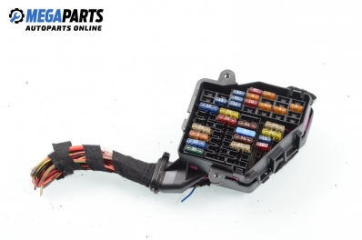 Fuse box for Audi A8 (D3) 3.0, 220 hp automatic, 2004