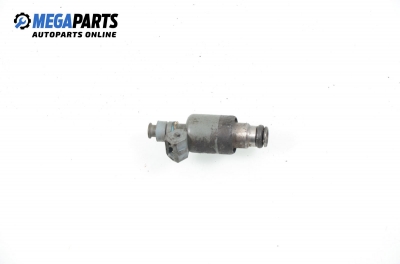 Benzineinspritzdüse for Daewoo Espero 2.0, 105 hp, sedan, 1995