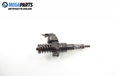 Diesel fuel injector for Volkswagen Passat (B5; B5.5) 1.9 TDI, 101 hp, station wagon automatic, 2003