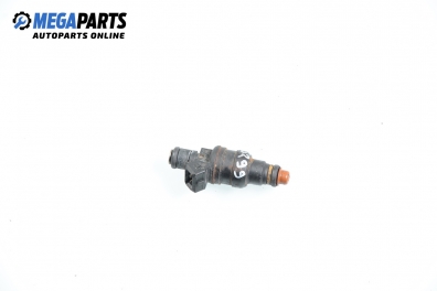 Gasoline fuel injector for Audi A4 (B5) 1.8, 125 hp automatic, 2000