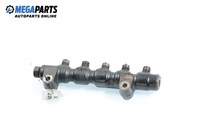 Fuel rail for Peugeot 1007 1.4 HDi, 68 hp, 2010