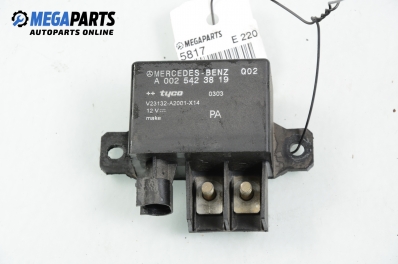 Releu supratensiune baterie pentru Mercedes-Benz E-Class 211 (W/S) 2.2 CDI, 150 cp, sedan, 2003 № A 002 542 38 19