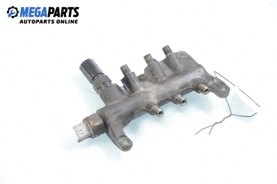 Fuel rail for Renault Espace IV 3.0 dCi, 177 hp automatic, 2003