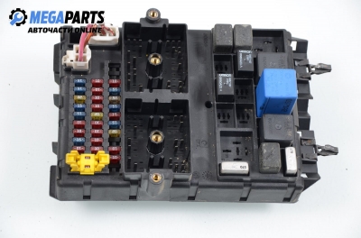Fuse box for Jeep Grand Cherokee (WJ) 3.1 TD, 140 hp automatic, 2000
