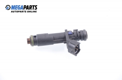 Gasoline fuel injector for Citroen C5 2.0 16V, 140 hp, sedan, 2008