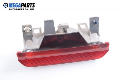 Central tail light for Toyota Yaris Verso 1.3, 86 hp, 2000