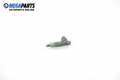 Gasoline fuel injector for Ford Fiesta V 1.4 16V, 80 hp, 5 doors, 2005