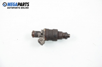 Benzineinspritzdüse for Audi A4 (B5) 2.6 Quattro, 150 hp, sedan, 1995
