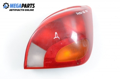 Tail light for Ford Fiesta 1.25 16V, 75 hp, 3 doors, 1998, position: right