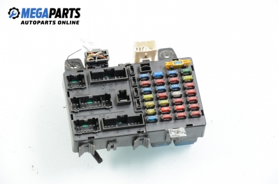 Fuse box for Hyundai Getz 1.1, 63 hp, 5 doors, 2003