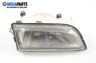 Far pentru Volvo S40/V40 1.8, 115 cp, combi, 1999, poziție: dreapte