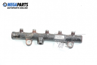 Fuel rail for Ford Mondeo Mk IV 2.0 TDCi, 140 hp, hatchback, 2007 № 9681649580