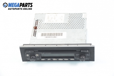 CD player for Audi A4 (B6) 2.0, 130 hp, station wagon automatic, 2002 № 8E0035186