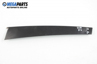 Exterior moulding for Volkswagen Passat 1.9 TDI 4motion, 110 hp, station wagon, 1998, position: front - right