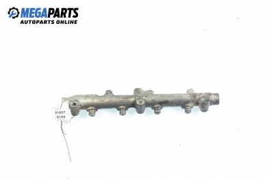 Fuel rail for Peugeot 607 2.2 HDI, 133 hp automatic, 2001