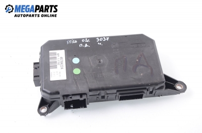 Modul închidere centralizată pentru Fiat Stilo 1.6 16V, 103 cp, hatchback, 5 uși, 2002, poziție: dreaptă - fața № 46784224