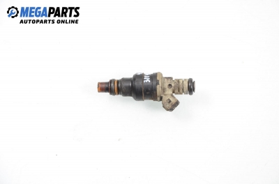 Gasoline fuel injector for Renault Safrane 2.0 12V, 132 hp, 1997