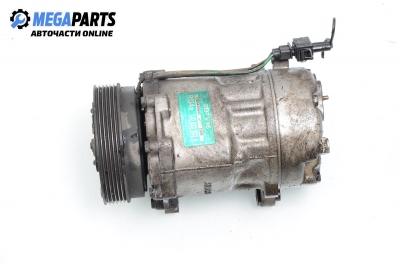 Kompressor klimaanlage für Volkswagen Golf IV 1.8 20V, 125 hp, 3 türen, 1998 № 1J0 820 803 A