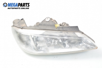 Far pentru Peugeot 406 1.8 16V, 110 cp, sedan, 1998, poziție: dreapte Bosch