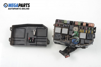 Fuse box for Ford Mondeo 1.8 16V, 110 hp, hatchback, 2001