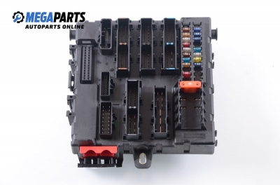 Fuse box for Opel Signum 2.0 DTI, 100 hp, 2004