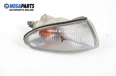 Blinker for Mitsubishi Lancer 1.8 D, 58 hp, station wagon, 1992, position: right