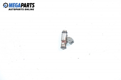 Duza benzină pentru Volkswagen Golf IV 1.4 16V, 75 cp, 5 uși, 2000