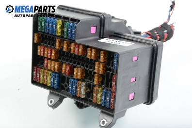 Fuse box for Volkswagen Phaeton 5.0 TDI 4motion, 313 hp automatic, 2003