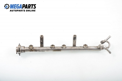 Fuel rail for Volkswagen Sharan 2.0, 115 hp automatic, 1996
