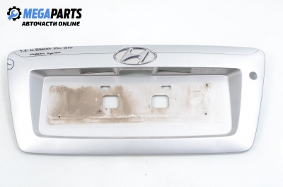 Licence plate holder for Hyundai Terracan 2.9 CRDi, 150 hp, 2002, position: rear