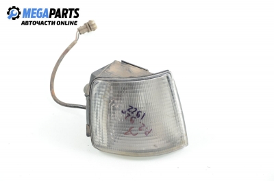 Semnalizator pentru Volkswagen Passat 1.8, 90 cp, combi, 1992, poziție: dreapte