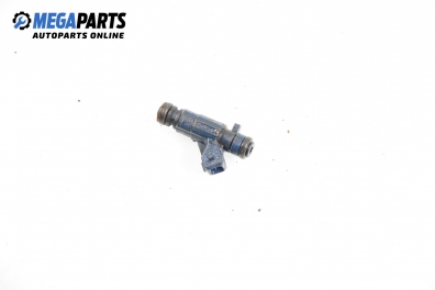 Gasoline fuel injector for Citroen Xsara Picasso 1.6, 95 hp, 2002