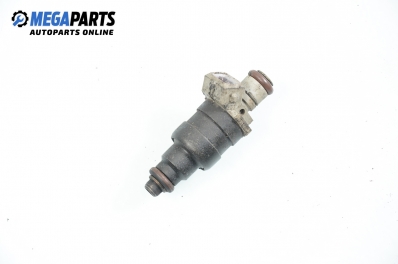 Gasoline fuel injector for Audi A4 (B5) 1.6, 100 hp, sedan, 1995