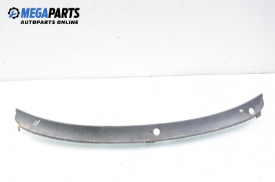 Capac sub ștergătoare pentru Volkswagen Passat (B5; B5.5) 1.9 TDI, 130 cp, combi, 2001