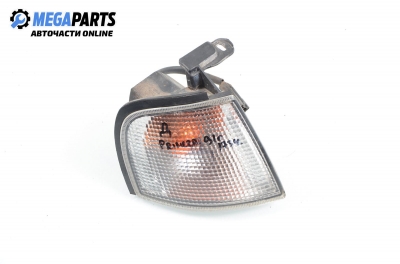 Semnalizator pentru Nissan Primera (P10) 2.0 16V, 115 cp, hatchback, 5 uși, 1991, poziție: dreapte