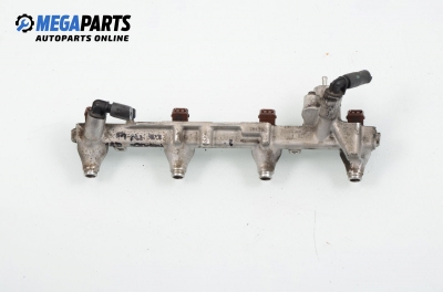 Fuel rail with injectors for Ford Mondeo 2.0, 131 hp, station wagon, 1998