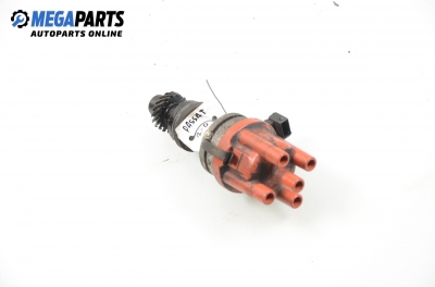 Distribuitor de aprindere delco for Volkswagen Passat (B3) 2.0, 115 hp, combi, 1991