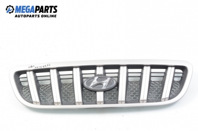 Grill for Hyundai Terracan 2.9 CRDi 4WD, 163 hp, 2004