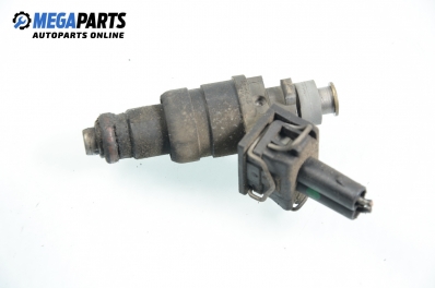 Benzineinspritzdüse for Mercedes-Benz C-Klasse 202 (W/S) 1.8, 122 hp, sedan, 1996