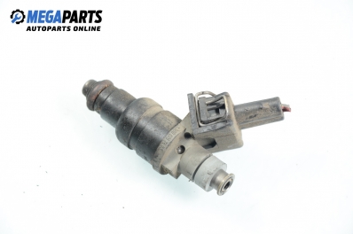 Benzineinspritzdüse for Mercedes-Benz C-Klasse 202 (W/S) 1.8, 122 hp, sedan, 1996 № 000 078 74 23