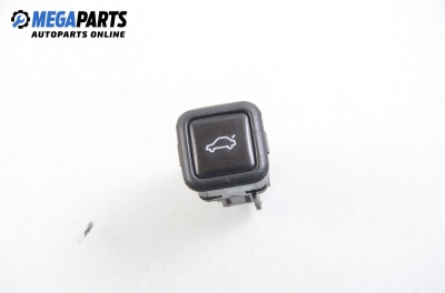 Buton capac spate pentru Audi A8 (D2) 3.3 TDI Quattro, 224 cp automat, 2000